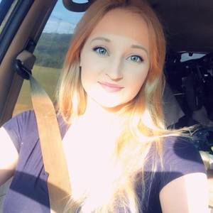 Meet your Posher, Hali